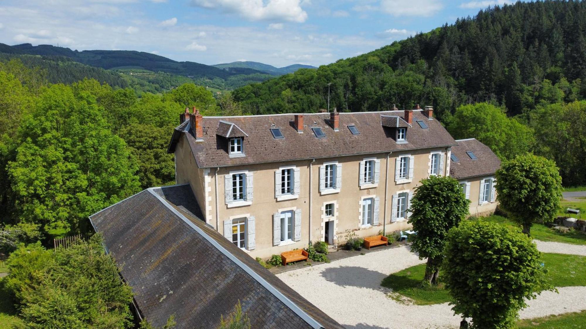 L' Ancienne Ecole Du Morvan Larochemillay Екстер'єр фото