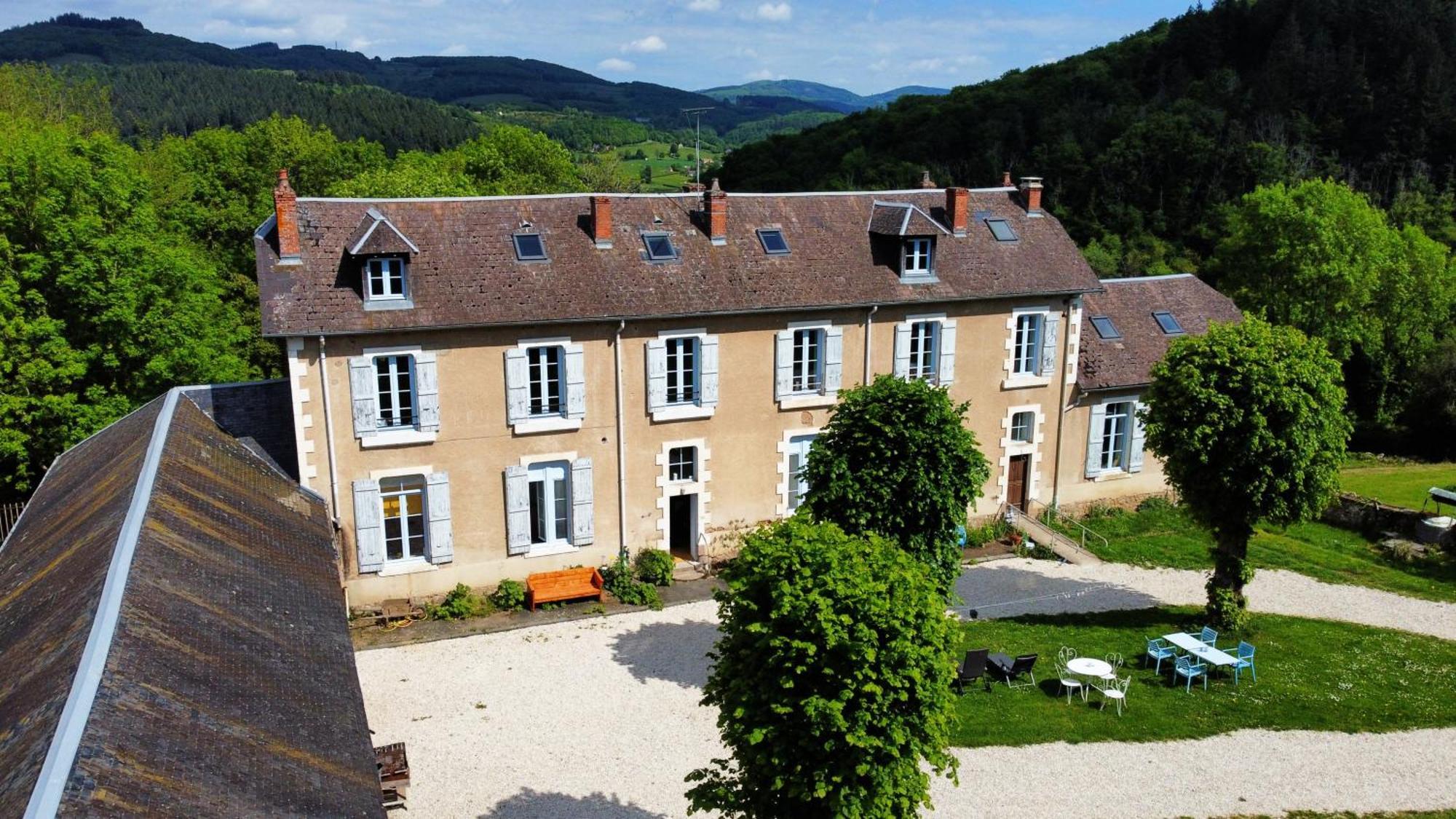 L' Ancienne Ecole Du Morvan Larochemillay Екстер'єр фото